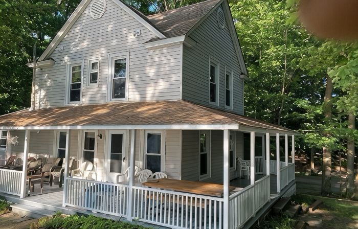 Angola on the Lake Beach Front House  4Br  Private Beach Wrap-Around Porches