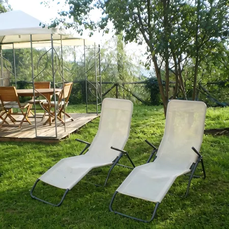 RUSTIC CHIARA, inserted in the green hills of Camaiore