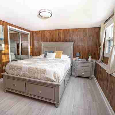 Only 10min away from Mountain Creek, beautiful spacious house with Mountain View Rooms