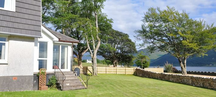 Lochside with beach access uninterrupted views of spectacular Highland Mountains Hotels in Fort William