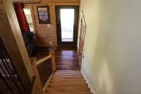 Pleasant Country Cabin - Convenient to Tiec - Alphydda