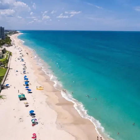 Vero Beach by Beach 8 Beds 2800 Sq Ft 11 Person Huge House Vaulted Ceilings