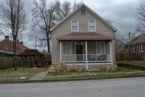 5 bed 2 Bath in Downtown Hermann, MO