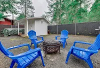 Cozy Mountain house /fenced /ev /flex space /wifi / Hot tub /fireplace / Lake!!! - 3-Star