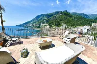 Topfloor flat with Terrace & spectacular View - บังกะโล