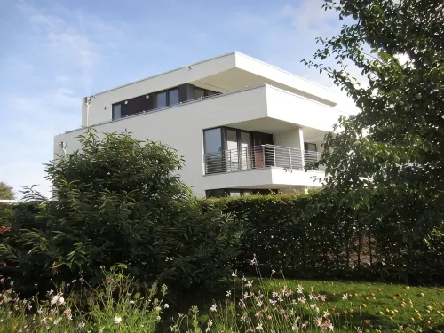 Modern apartment with stunning views of the water and the Rügen Bridge - Homestays
