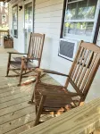 Tiny House - 6 miles from Averett University and 5.4 miles from Caesars Virginia