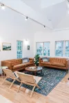 Beautiful 3-Bed 2.5 bath in downtown Freeport
