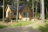 Anderson's Waterfront Cottage on Duck Lake