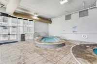 Phoenix Gulf Towers Corner Unit Beachfront Lazy River Waterslide Sleeps 12 - Hot Tub