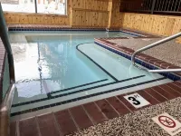 Lola’s Lodge Ski-In/Ski-Out 3 bedroom Lodge near hiking/golf - Hot Tub