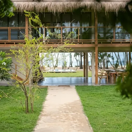 Niketh Villa Komari Arugambay 450m from Light House Surf Point Отели в г. Ампара
