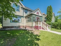 Leraan House. Historic Home in Duluth/Superior シューピアリアのホテル