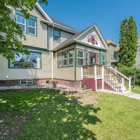 Leraan House. Historic Home in Duluth/Superior