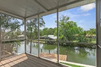 Discover Tranquility by the Riverside - Your Perfect Getaway Awaits! - balcony