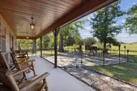 Brand New Secluded Cabin with Meadow Views