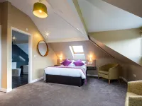 White House Hotels near St Asaph's Cathedral