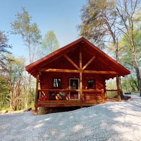 Secluded cabin for 2 in the Hocking Hills