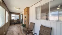 Entire 1500 sqft 2bed 2bath access to the pool don't be cramped in a room! - Wifi