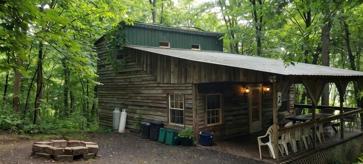 Comfy Cabin in the Woods with Extra-Large Covered Deck Hotels in Huntingdon County