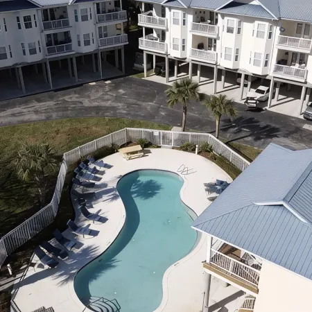 Fisherman’s Dream - condo on canal where the Suwannee meets the Gulf