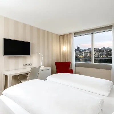 NH Collection Köln Mediapark Hotels in der Nähe von U-Bahnhof Leyendeckerstraße