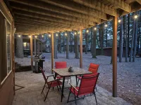 Lake View 2 Bedroom House on Lake Delton Resort. Beaches. Pool. Playground!