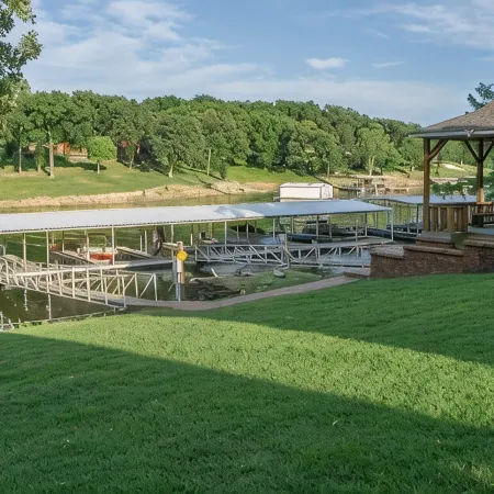 Candlewyck Cove Resort