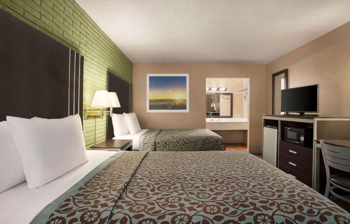 Days Inn by Wyndham Hardeeville/ I-95 State Line