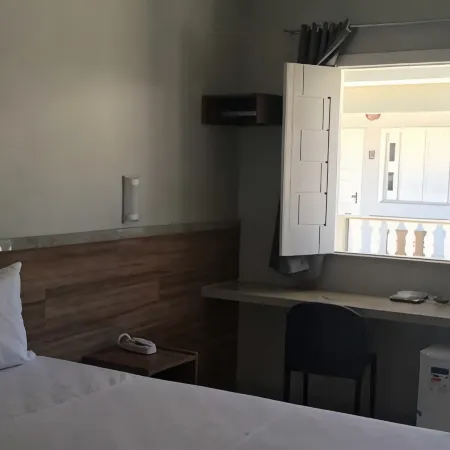 Tropical Mar Hotel