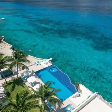 Excellent Oceanfront 2BR Condo, South tower, the Best Views in the complex!