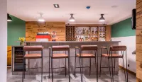 Step Inn - Kazbegi - bar