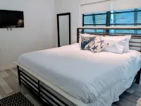 Boca Raton Home with Private Heated Pool, Close to Fau, Beach & Mizner! - 프라이빗 풀