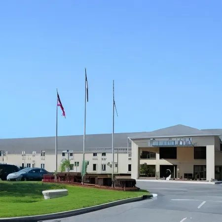 Clarion Pointe Vidalia - Lyons West