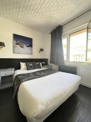 Hotel Panda Hotels in 