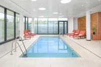 Hyatt Place Paris Charles de Gaulle Airport - piscina