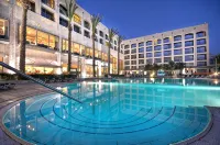 Golden Crown Hotel - piscine