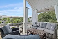Private Beach Oasis with Pool, Hot Tub, Outdoor TV & Bikes, Near Alys + Rosemary - Pools