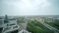 Homey 1Br Apartment at Aryaduta Residence Surabaya by Travelio -  Ferienwohnungen