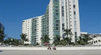 Tides Apt on Hollywood Beach - Condos