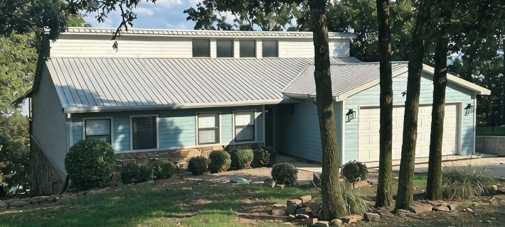 Lakefront Retreat with Spectacular Panoramic Views. Pet Friendly! Hotels in Pittsburg County