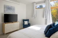 Tranquil 2-bedroom modern retreat - Wifi