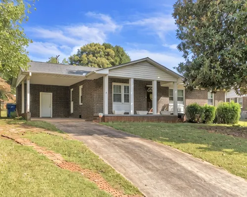 Family-Friendly 3/2 Home Near Prisma, Fenced Yard Hotels in Dunean