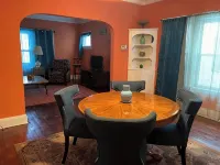 House in the Hood 3-bedroom SE Cleveland with WiFi