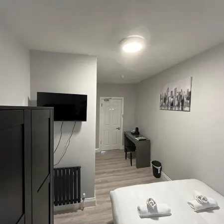 Shamrock Inn Отели в г. Корк