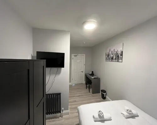 Shamrock Inn Hotels in Cork