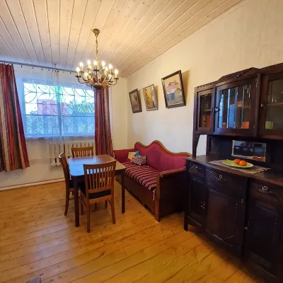Private Apartment in Tallin/Pelgurand "2A" Hotel dekat Kawasan Kristiine