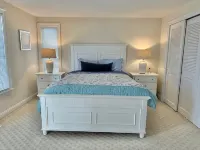 Oceanfront 3Br Condo. Visit Hyannis for Your Cape Holiday! 1600 sq ft Home! - 3-stjärniga