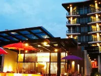 The Sez Hotel Bangsaen Hotels near Tan Cape