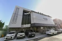 Hotel Razab - Parking